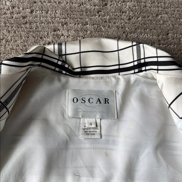 Oscar de La Renta Silk Cropped Jacket - Picture 6 of 10